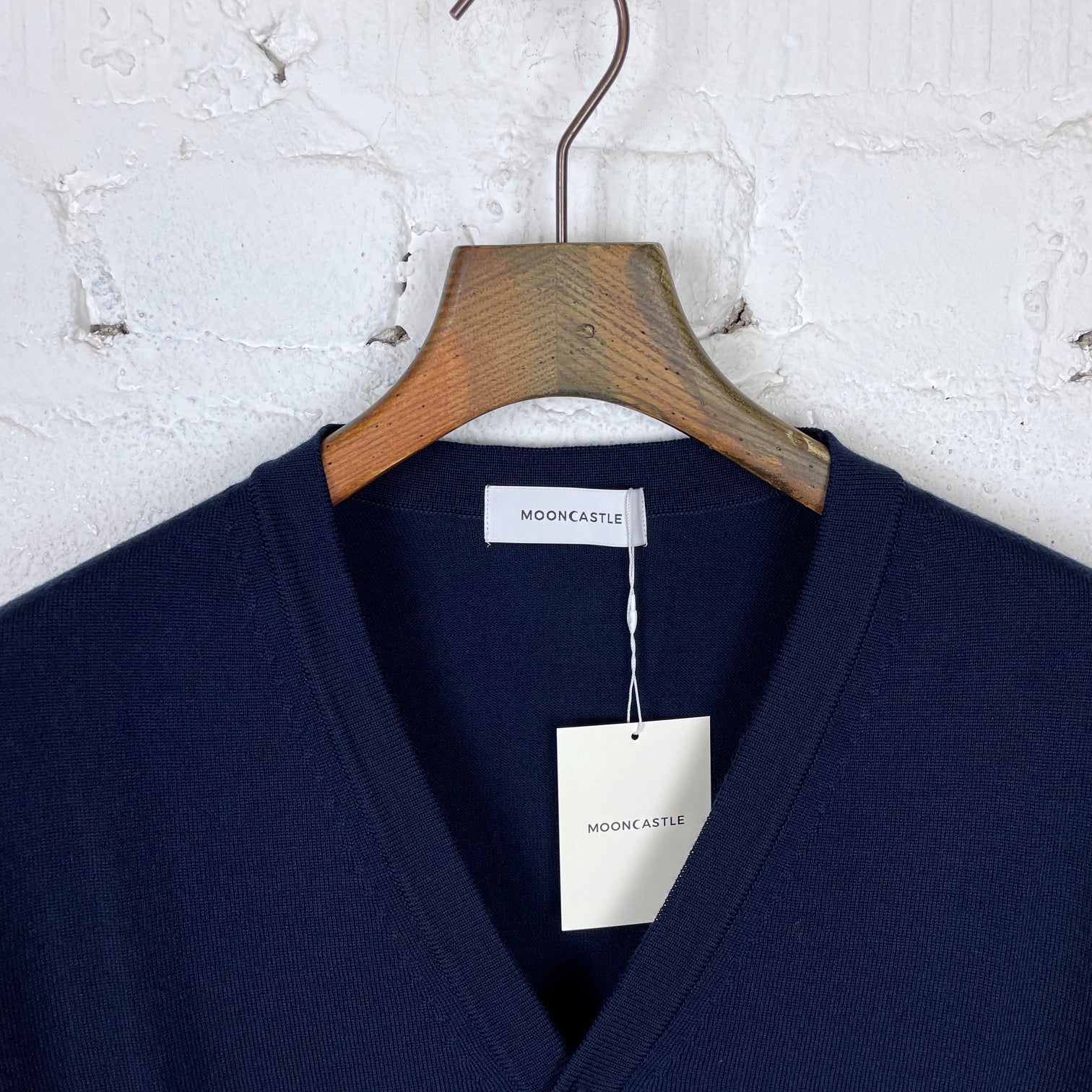 mooncastle | wool cardigan navy - Image 4